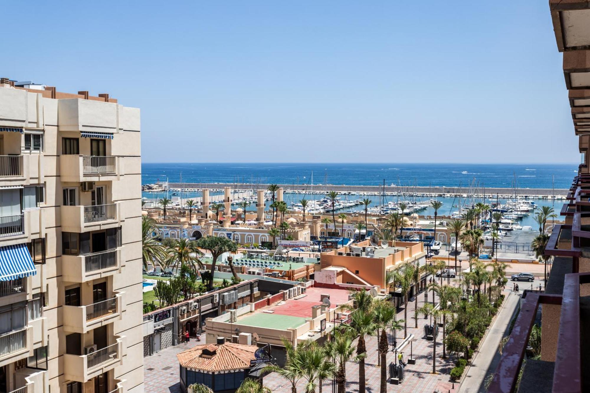 Sur Suites Palmeras 583 Фуэнхирола Экстерьер фото
